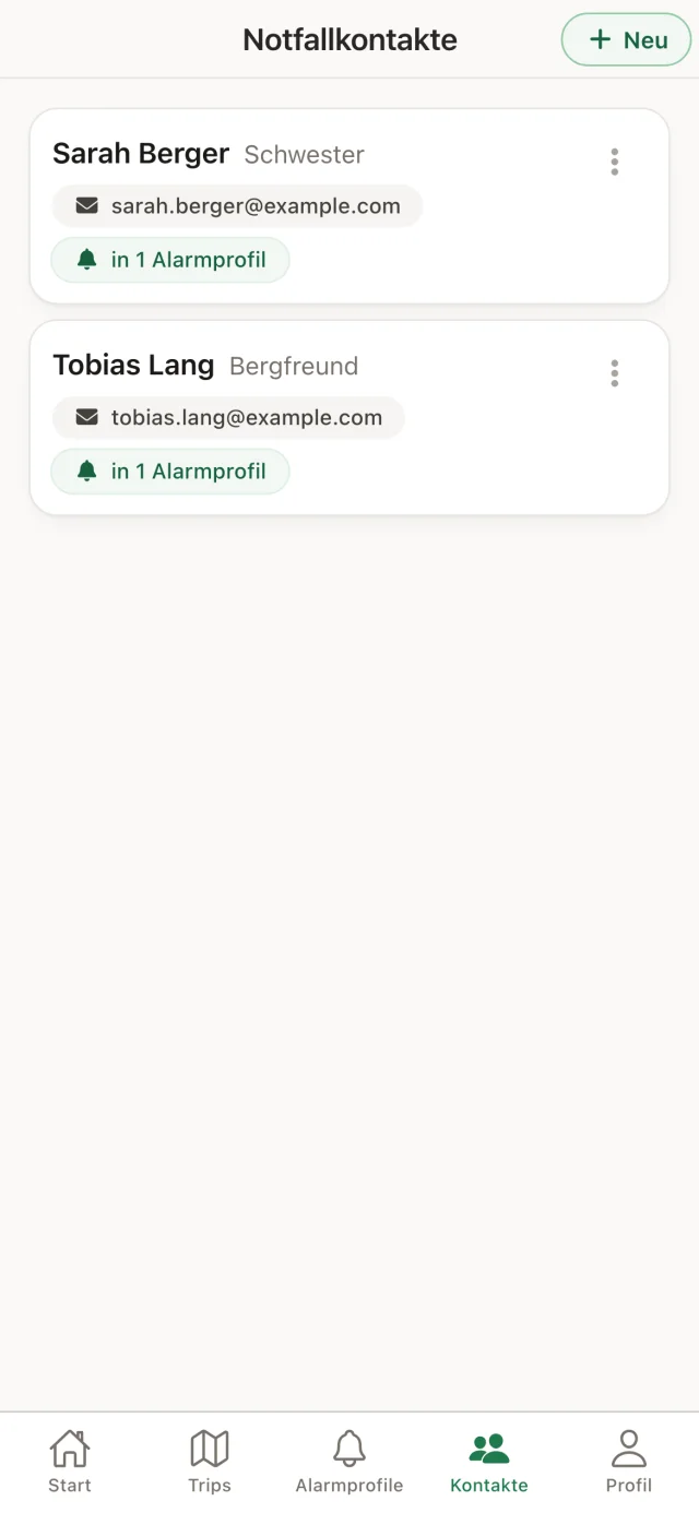 AlpenBuddy App: Notfallkontakte mit Beziehung und E-Mail-Adresse